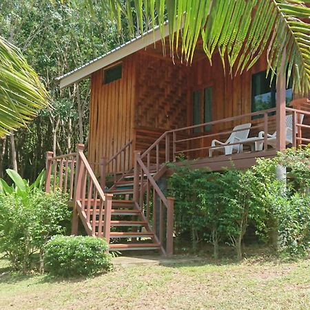 Lanta Para Hut Ko Lanta Екстериор снимка