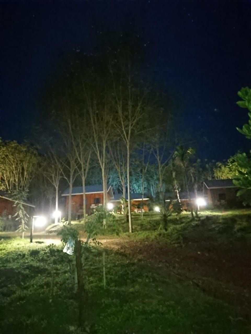 Lanta Para Hut Ko Lanta Екстериор снимка