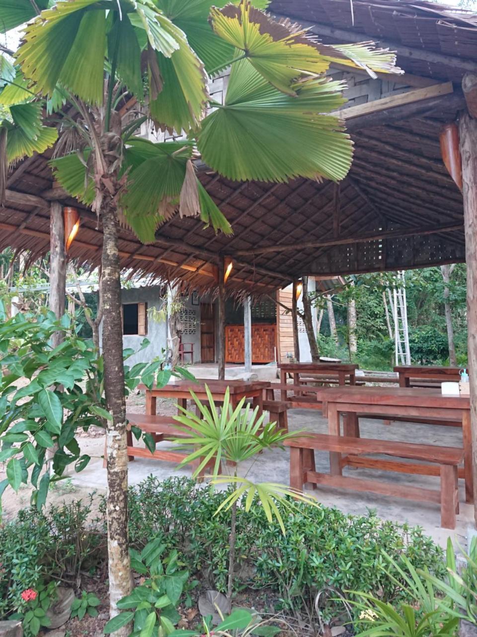 Lanta Para Hut Ko Lanta Екстериор снимка